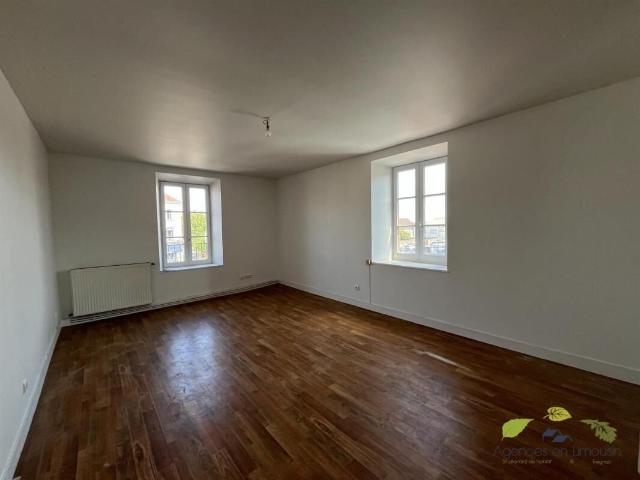 Appartement 2 pièces, 55 m² à louer à Saint Léonard de Noblat 87400