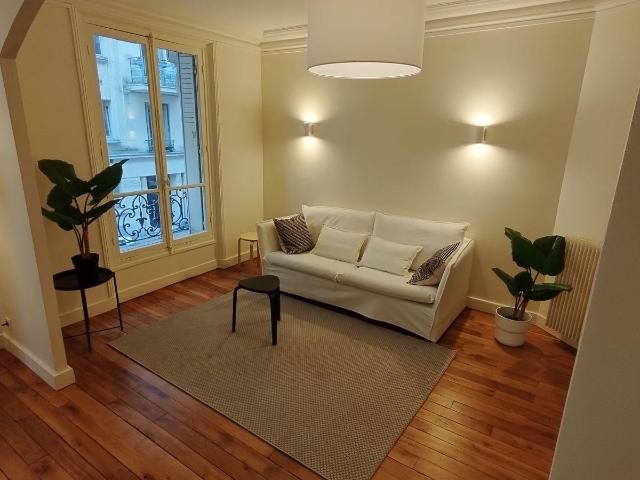 Appartement 2 pièces 56 m² meublé Mairie 18e