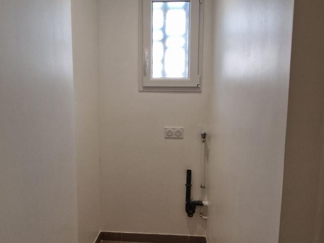 Appartement 2 pièces, 56 m² à louer à Le Pont de Claix 38800