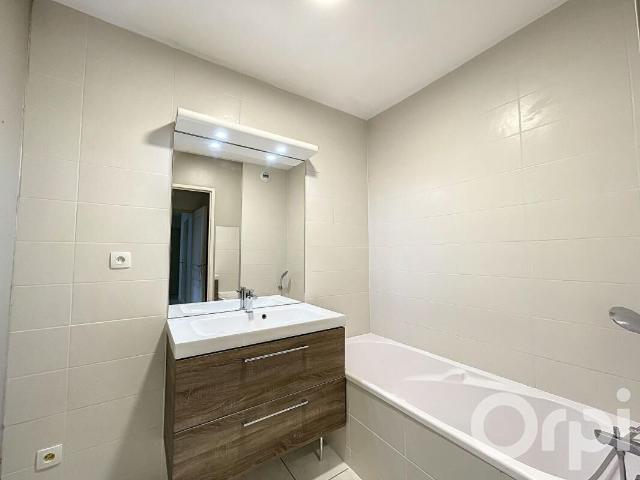 Appartement 2 pièces, 56 m² à louer à Lyon 7 69007