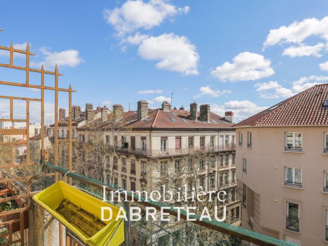 Appartement 2 pièces, 56 m² à louer à Lyon 8 69008