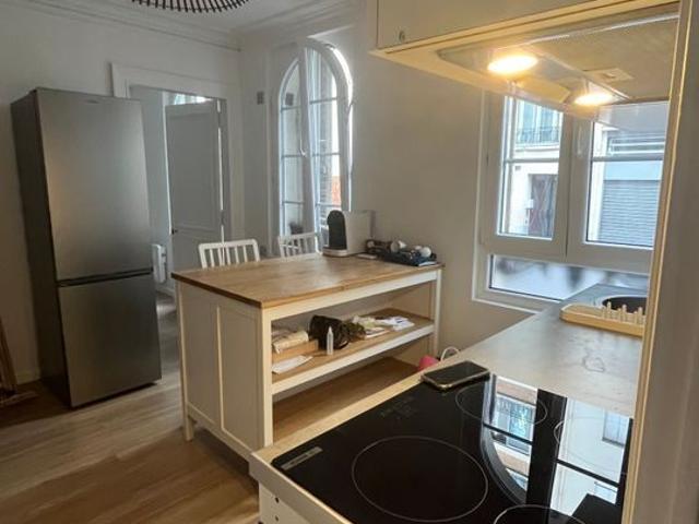 Appartement 2 pièces, 56 m² à louer à Paris 17 75017
