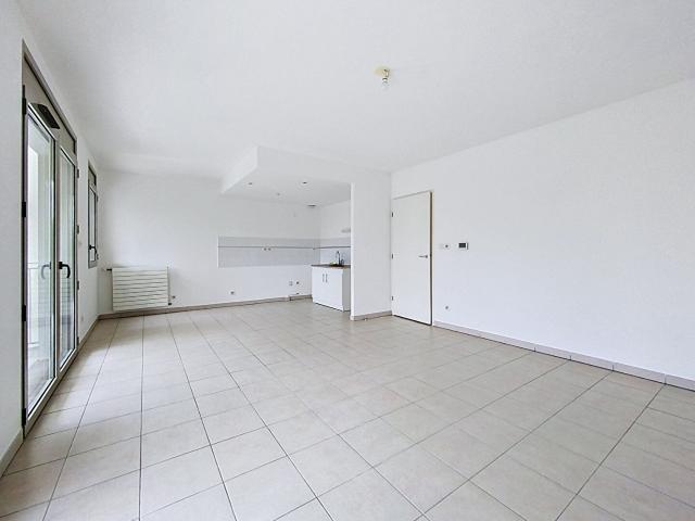 Appartement 2 pièces, 58 m² à louer à Marseille 15 13015