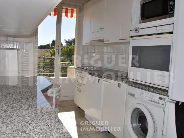 Appartement 2 pièces, 58 m² à louer à Nice 06100