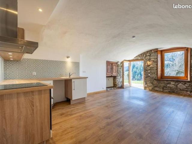 Appartement 2 pièces 62 m²