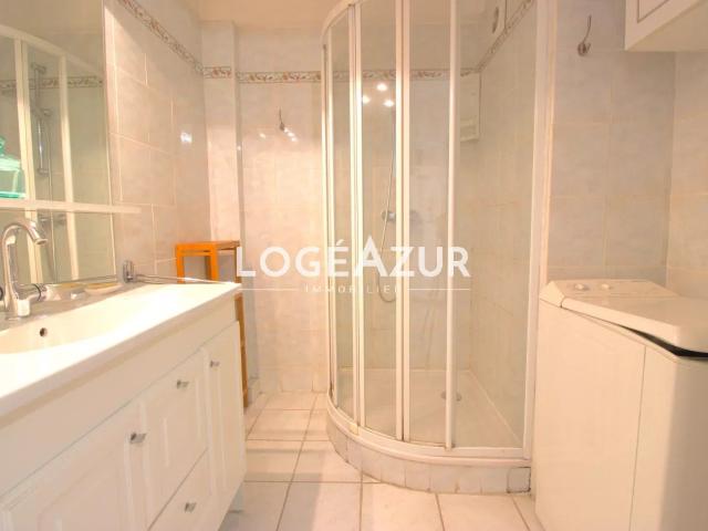 Appartement 2 pièces, 59 m² à louer à Antibes 06600