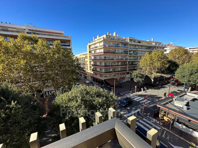 Appartement 2 pièces, 59 m² à louer à Antibes 06600