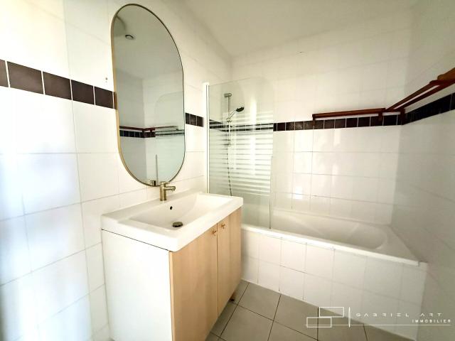 Appartement 2 pièces, 60 m² à louer à Auch 32000