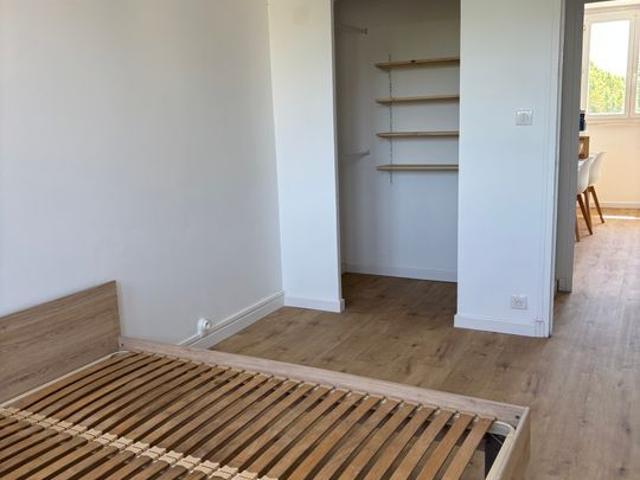 Appartement 2 pièces, 60 m² à louer à Orange 84100