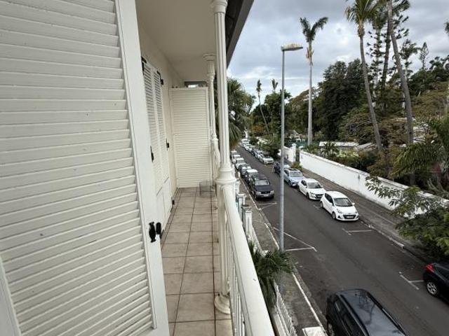 Appartement 2 pièces, 60 m² à louer à Saint Denis 97400