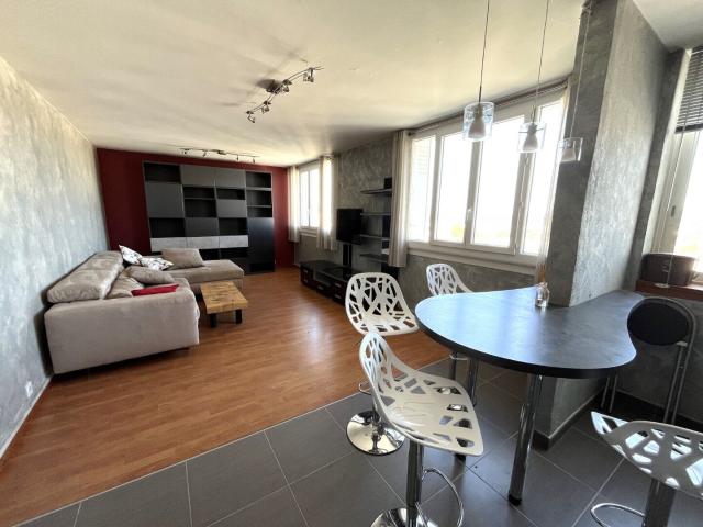 Appartement 2 pièces, 61 m² à louer à Caluire et Cuire 69300