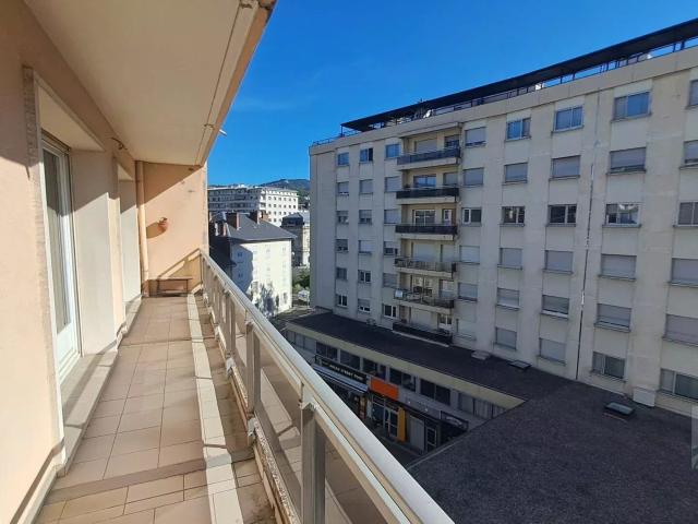 Appartement 2 pièces, 61 m² à louer à Chambéry 73000