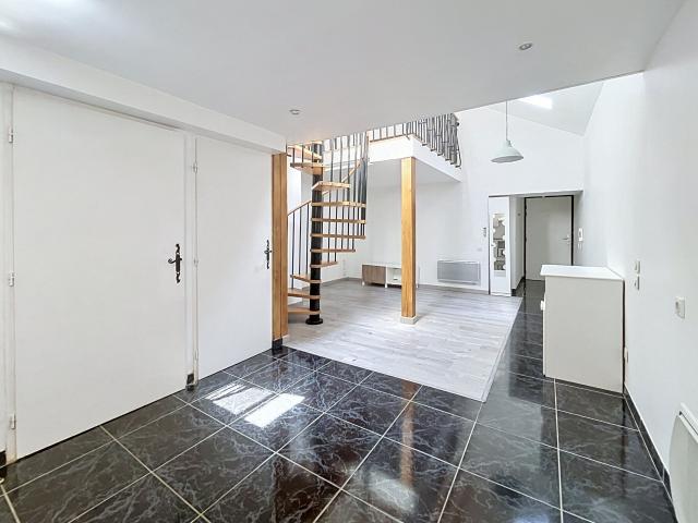 Appartement 2 pièces, 61 m² à louer à La Tronche 38700