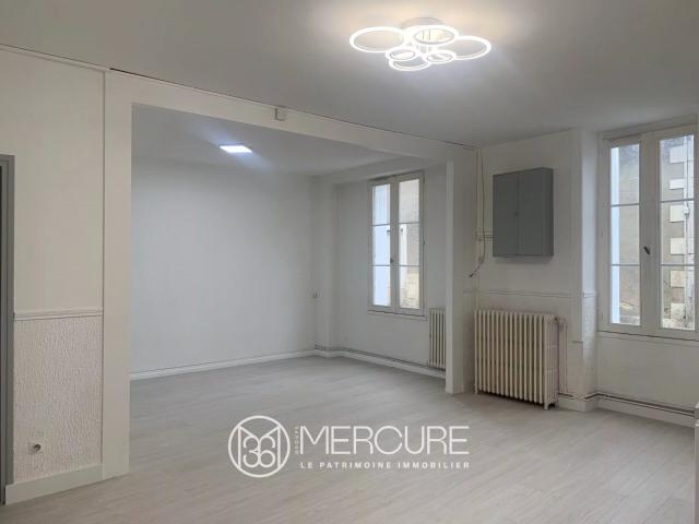 Appartement 2 pièces, 61 m² à louer à Latillé 86190