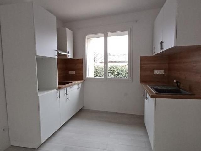 Appartement 2 pièces, 61 m² à louer à Saint Mamert du Gard 30730
