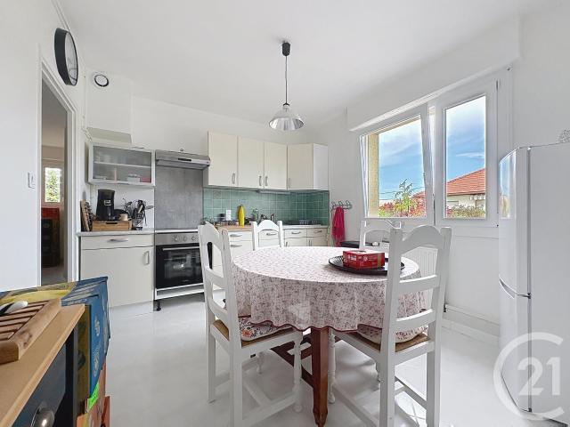 Appartement 2 pièces 61 m²