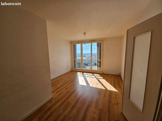 Appartement 2 pièces 61 m²