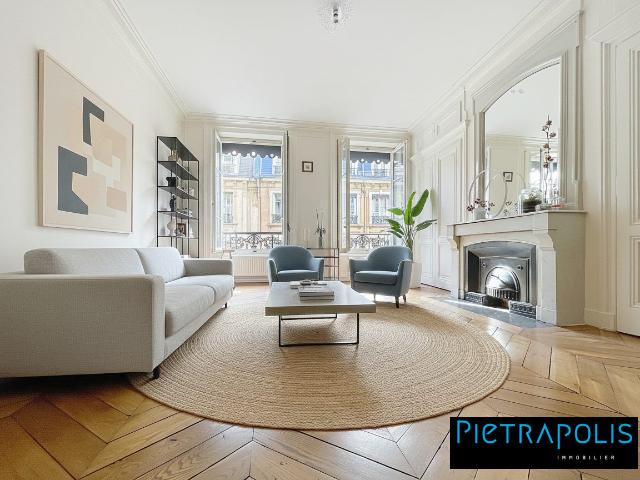 Appartement 2 pièces 61 m²