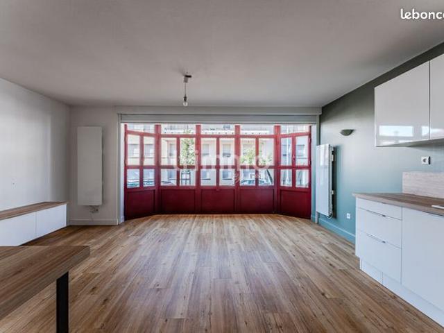 Appartement 2 pièces 61 m²