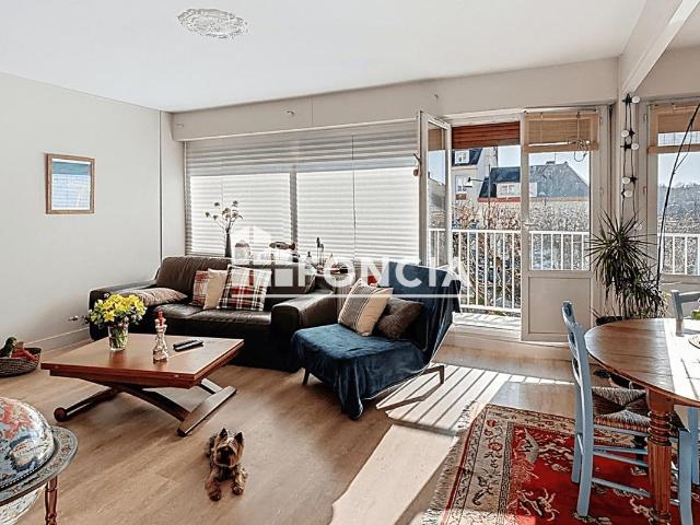 Appartement 2 pièces 61 m²