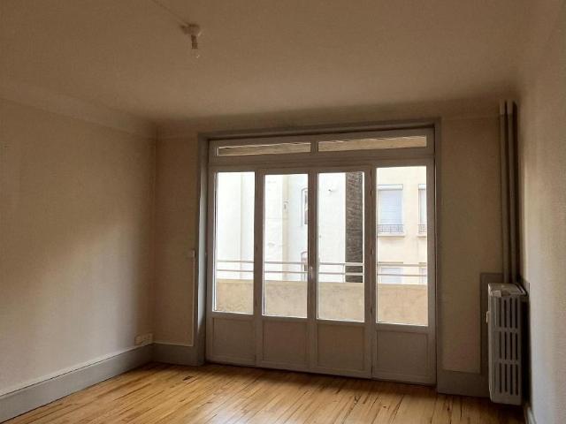 Appartement 2 pièces 61 m²