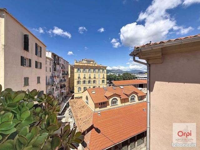 Appartement 2 pièces 61 m²