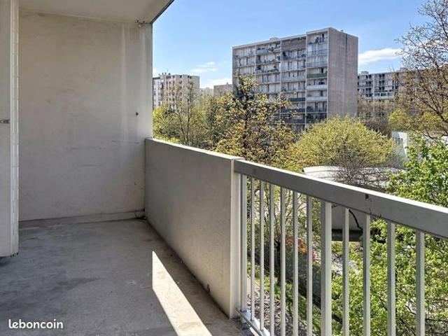Appartement 2 pièces 61 m²
