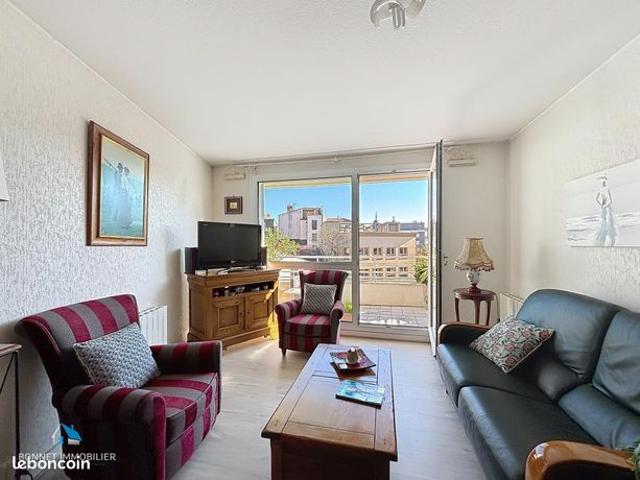 Appartement 2 pièces 61 m²