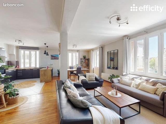 Appartement 2 pièces 61 m²