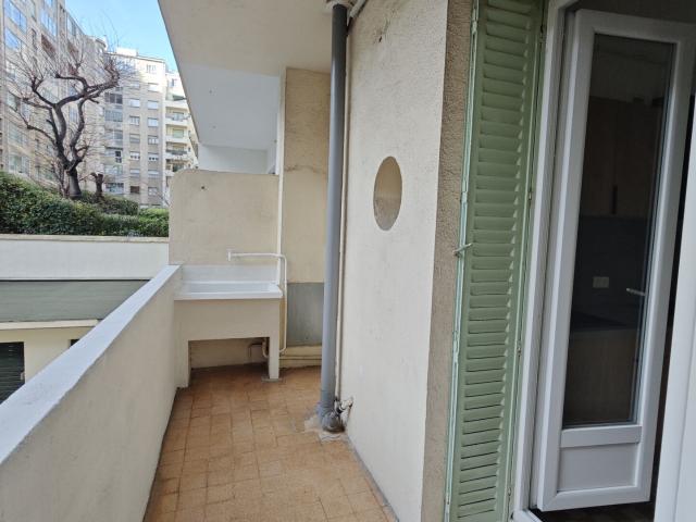 Appartement 2 pièces, 62 m² à louer à Marseille 8 13008