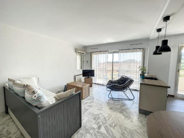 Appartement 2 pièces, 62 m² à louer à Mougins 06250