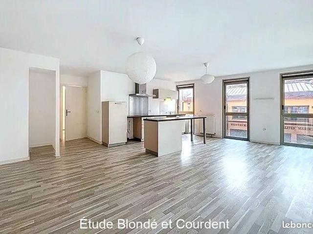 Appartement 2 pièces 62 m²