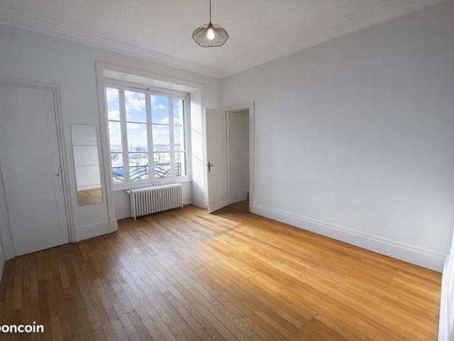 Appartement 2 pièces 62 m²