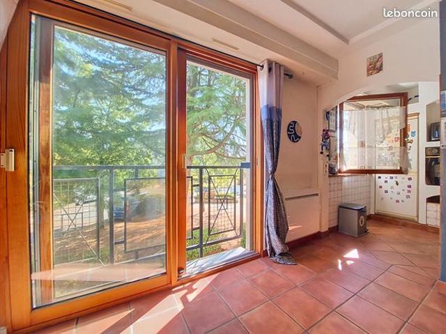 Appartement 2 pièces 62 m²