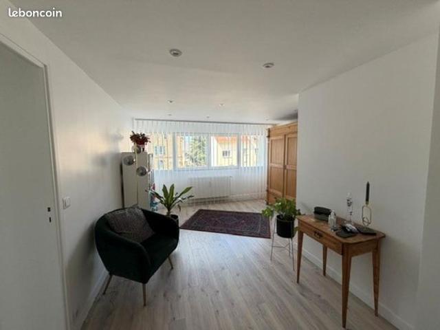 Appartement 2 pièces 62 m²
