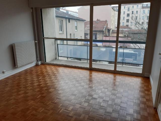 Appartement 2 pièces 62 m²