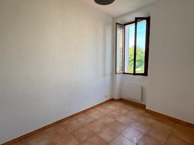 Appartement 2 pièces 630 € / mois