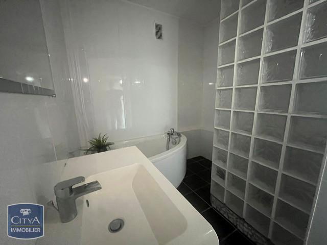 Appartement 2 pièces, 67 m² à louer à Cambrai 59400