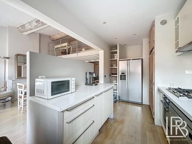 Appartement 2 pièces, 67 m² à louer à Marseille 1 13001