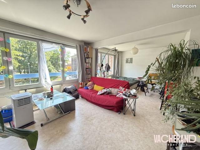 Appartement 2 pièces 67 m²