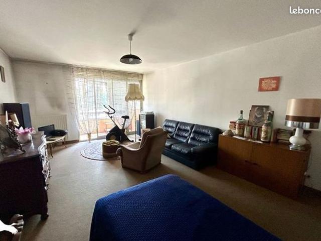 Appartement 2 pièces 67 m²