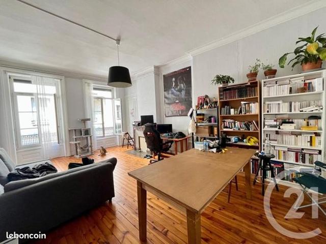 Appartement 2 pièces 67 m²