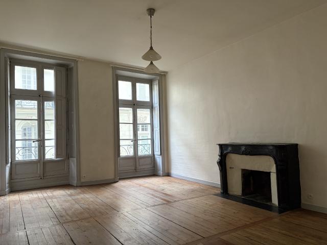 Appartement 2 pièces 64 m²
