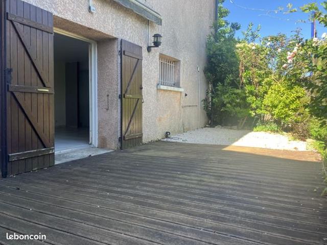 Appartement 2 pièces 64 m²