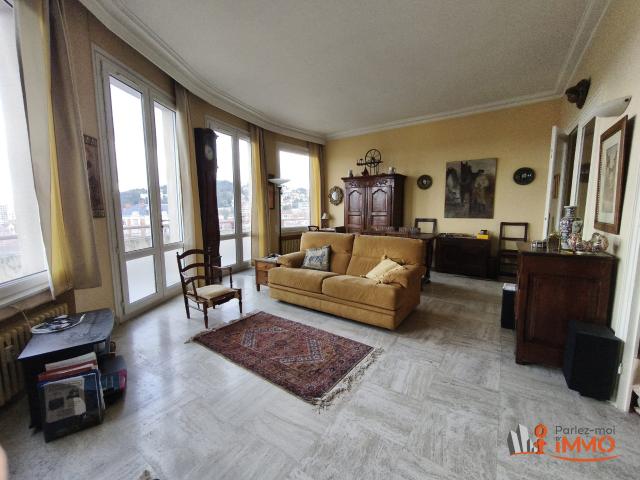 Appartement 2 pièces 64 m²