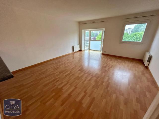 Appartement 2 pièces 64 m²