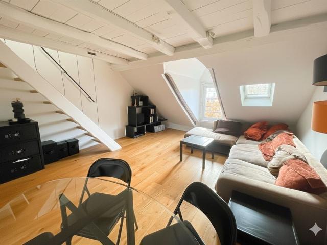 Appartement 2 pièces 64 m²