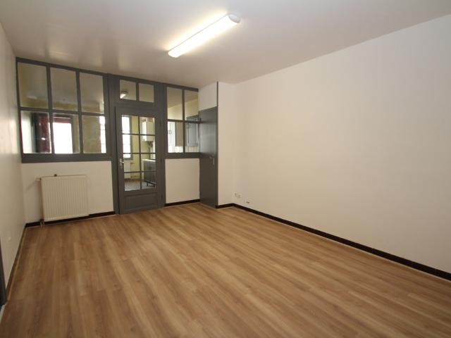 Appartement 2 pièces 64 m²