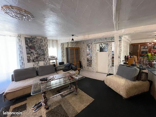 Appartement 2 pièces 64 m²
