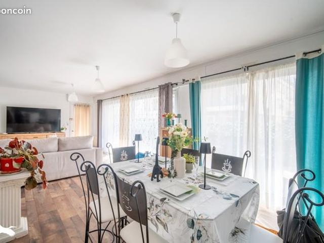 Appartement 2 pièces 64 m²